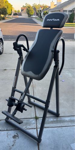 Innova inversion table