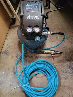 2 Gallon 100 Psi Air Compressor With Holes Like New