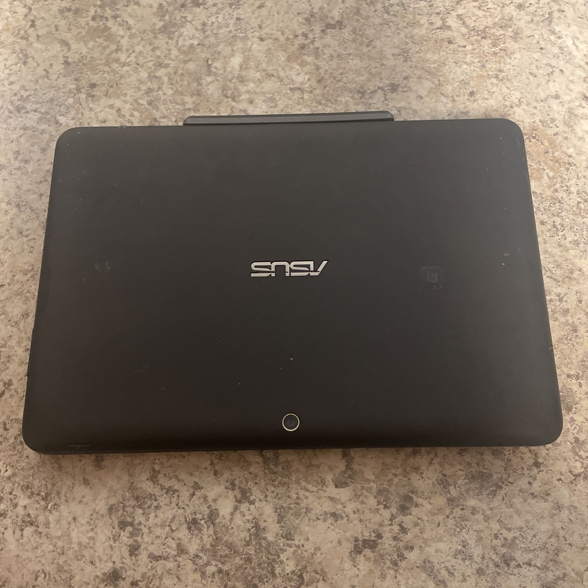 Asus Laptop/ Tablet 