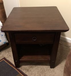 Matching - 2 end tables (24x26x24) & coffee table (48x28x19)
