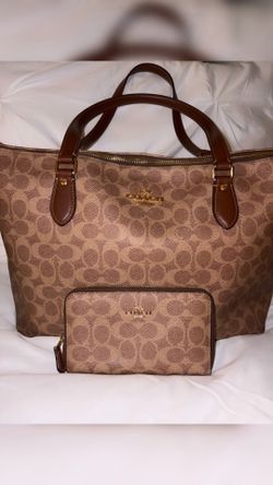 coach tote and wallet