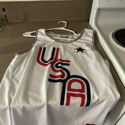 USA White  Basketball Jersey Men’s Medium