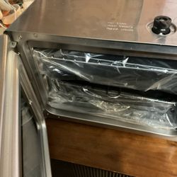 Ok Park Convection Steam Oven. I’m A Retired Chef And It’s Amazing. I Bought Two Of Them One For Each Daughter That I Have And I Bought Two More One F