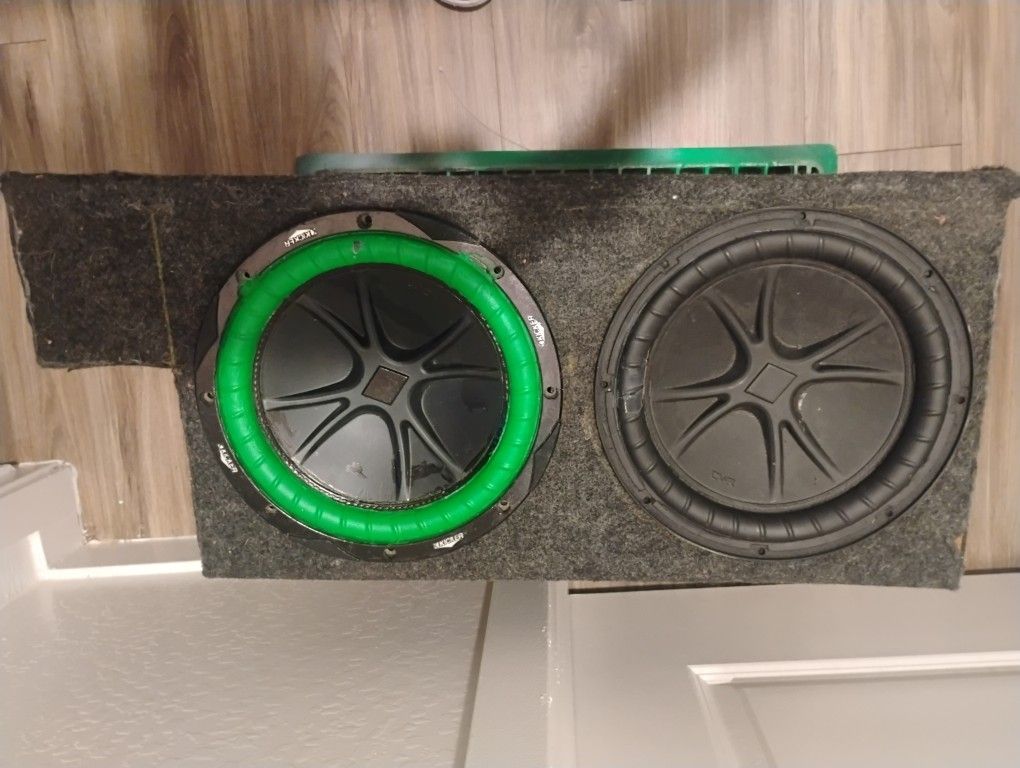2 - 10" Kicker Comp