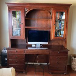 Ethan Allen Desk and Hutch