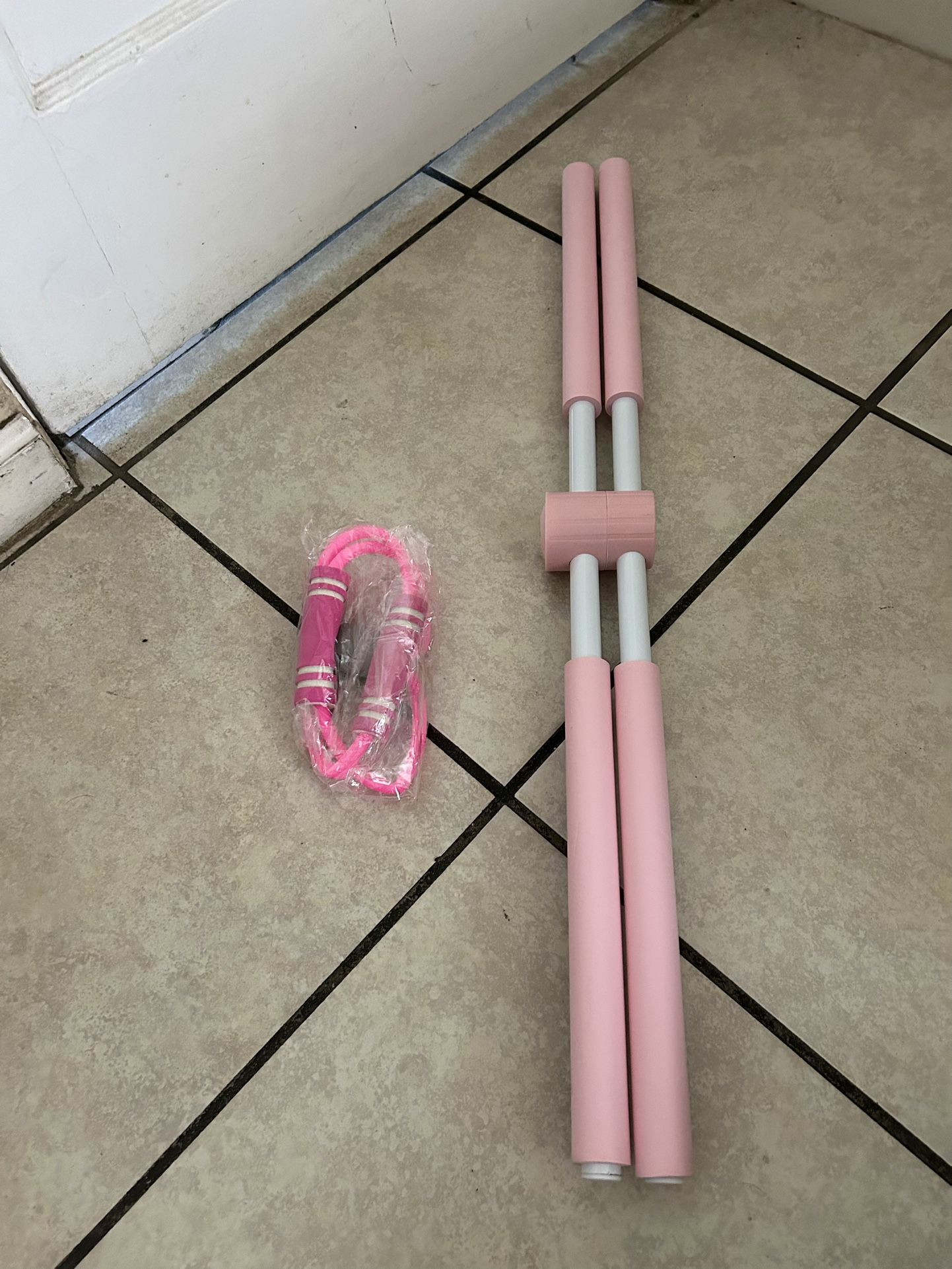 Women’s Stretch & Tone Set | Leg Stretcher Bar + Resistance Band