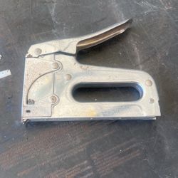 Arrow P-25 Stapler 