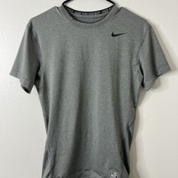 Nike Pro Combat Dri-fit Short Sleeve Compression Shirt - Mens large - Gray