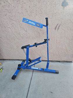Pitching machine