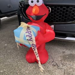 Elmo inflatable