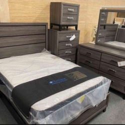 Complete Bedroom Set $1100