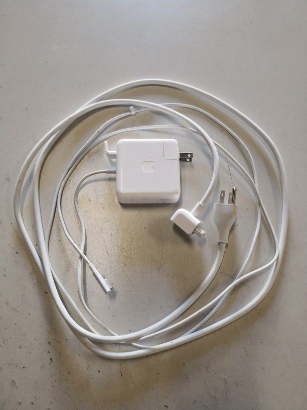 Apple 60W Magsafe AC Power Adapter