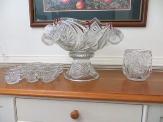 Antique EAPG McKee Glass Punch Bowl w/ Stand & 22 cups.