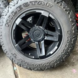 Jeep Wrangler Tires & wheels 