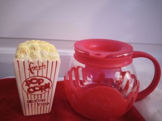 Red Microwave Popcorn Popper Set with Ceramic Retro Movie Popcorn Seasoning Shaker