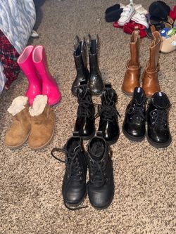 Girls boots size 5c