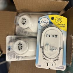 Febreze Odor-Fighting Fade Defy Plug Air Freshener Warmer Device