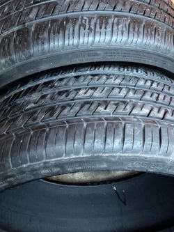 Pair of Used Landspider Citytraxx Tires 225/35/20