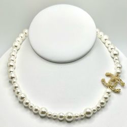 C.C Natural Pearl Choker 