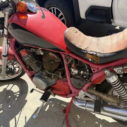 Honda Shadow Motocycle Bike est. 1(contact info removed)