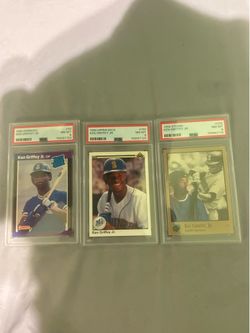 40 Ken Griffey jr cards lot
