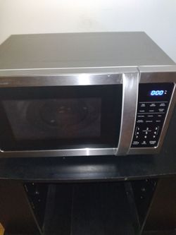 Like new microwave