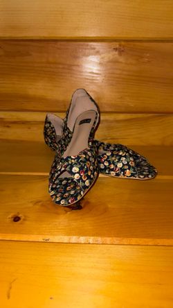 Floral Flats New Size 11