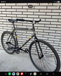 Commuter bicycle Size xlarge Wheels 700cc  single speed coaster brakes New ridden 2 times