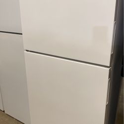 Maytag Refrigerator Top Freezer White 