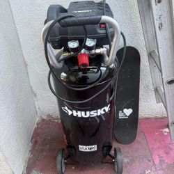 Husky 20 Gallons Compressor