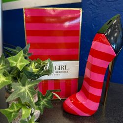 Carolina Herrera Good Girl Colormania 