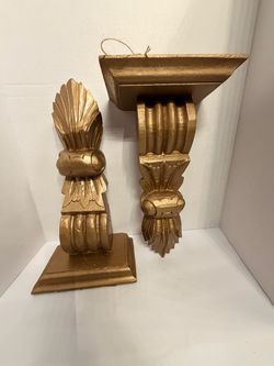 Gold shelves