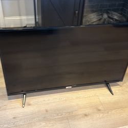43inch Tlc Roku Smart Flat Screen
