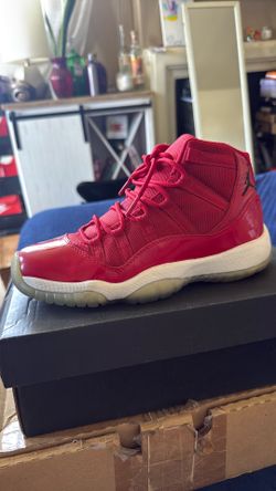 Jordan 11s