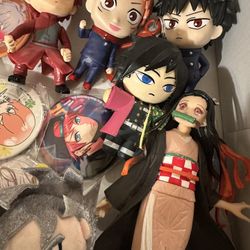  Anime Lot Many Brand New Badges Figures Etc 29 Pieces