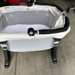 Graco Travel Bassinet