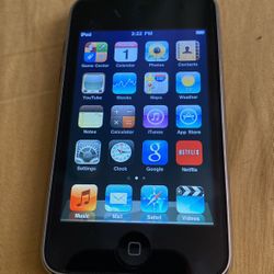 iPod 8 GB It Work 
