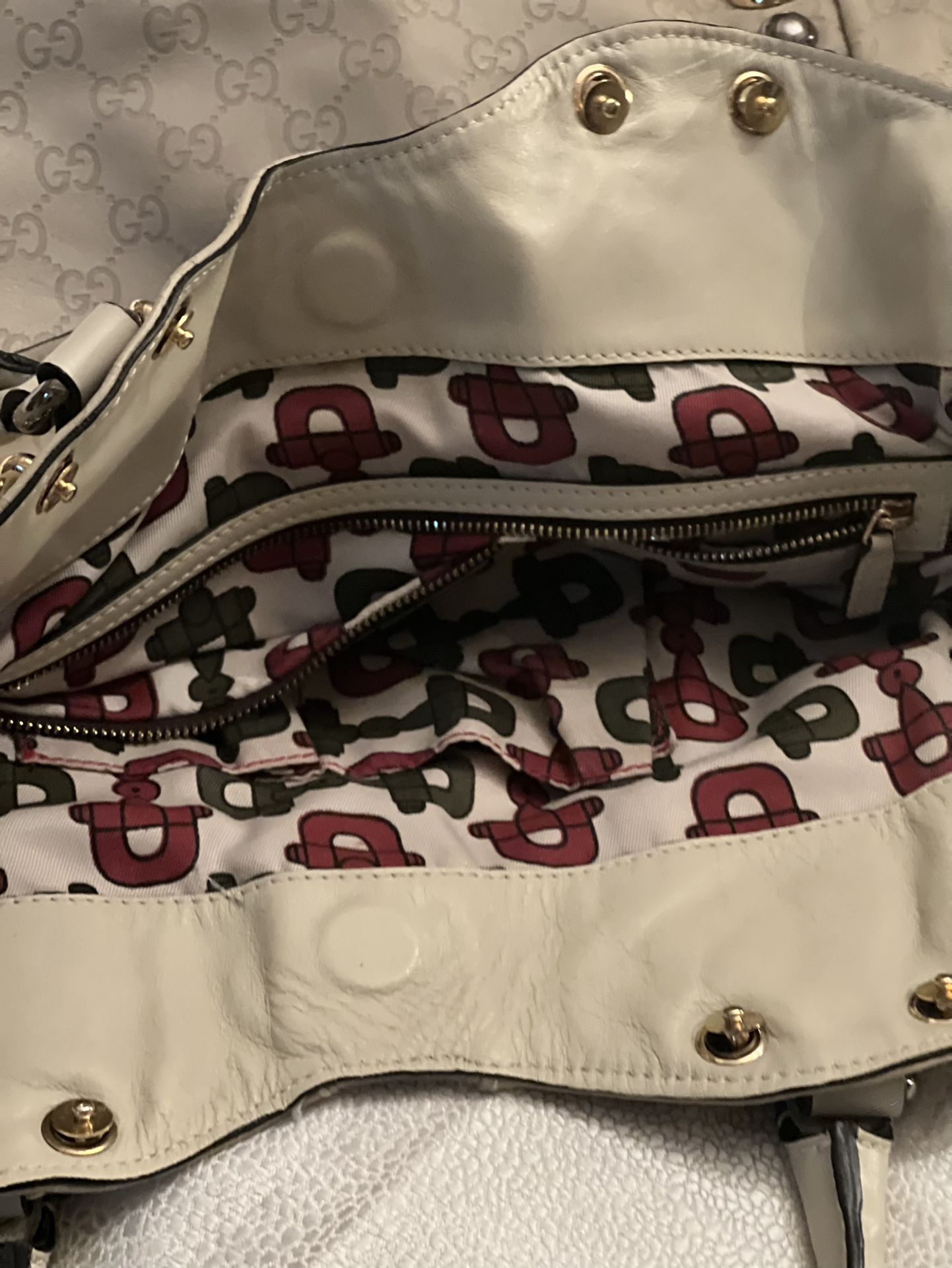 Gucci Ivory XL Bag