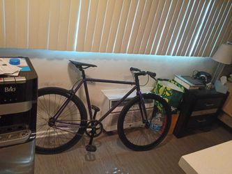 Brand new golden cycles fixie bike.
