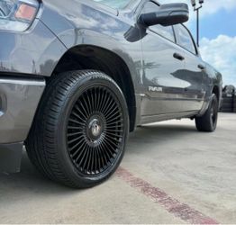 Set 22x9 Dolce Trento Tires 305/40r22 Atlas , Ram 1500