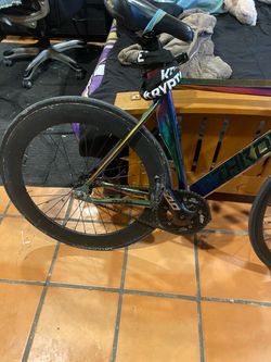 Throne fixie