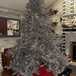 Christmas Tree (tinsel)