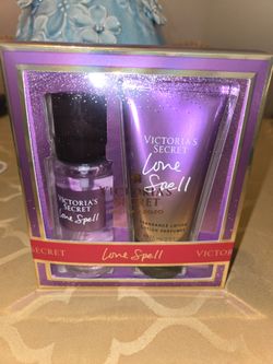 Brand New Victoria's Secret Love Spell Gift Set Travel Size Lotion and Body Mist.
