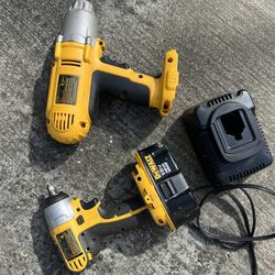 18v Dewalt 1/2” Impact And 3/8” Impact . Grate Condition 