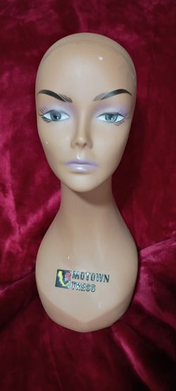 MANNEQUIN HEAD