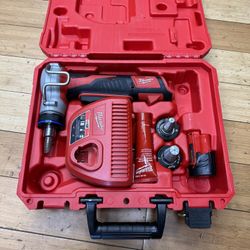 Milwaukee M12 Pex Expander Kit
