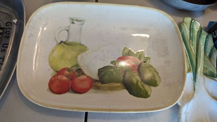 Serving Dish.