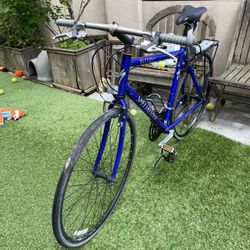 Specialized Sirrus Bike