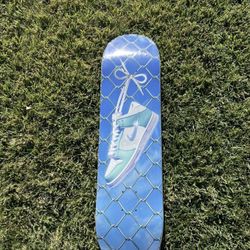 April Dunk SB Skateboard Deck Size 8.25 