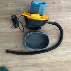 STINGER WET/DRY VAC $25.00 Used Only One Time . 